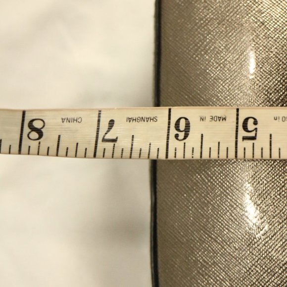 A NEW DAY Shiny Metallic Silver Patent Crossbody Camera Bag Purse - Picture 11 of 12